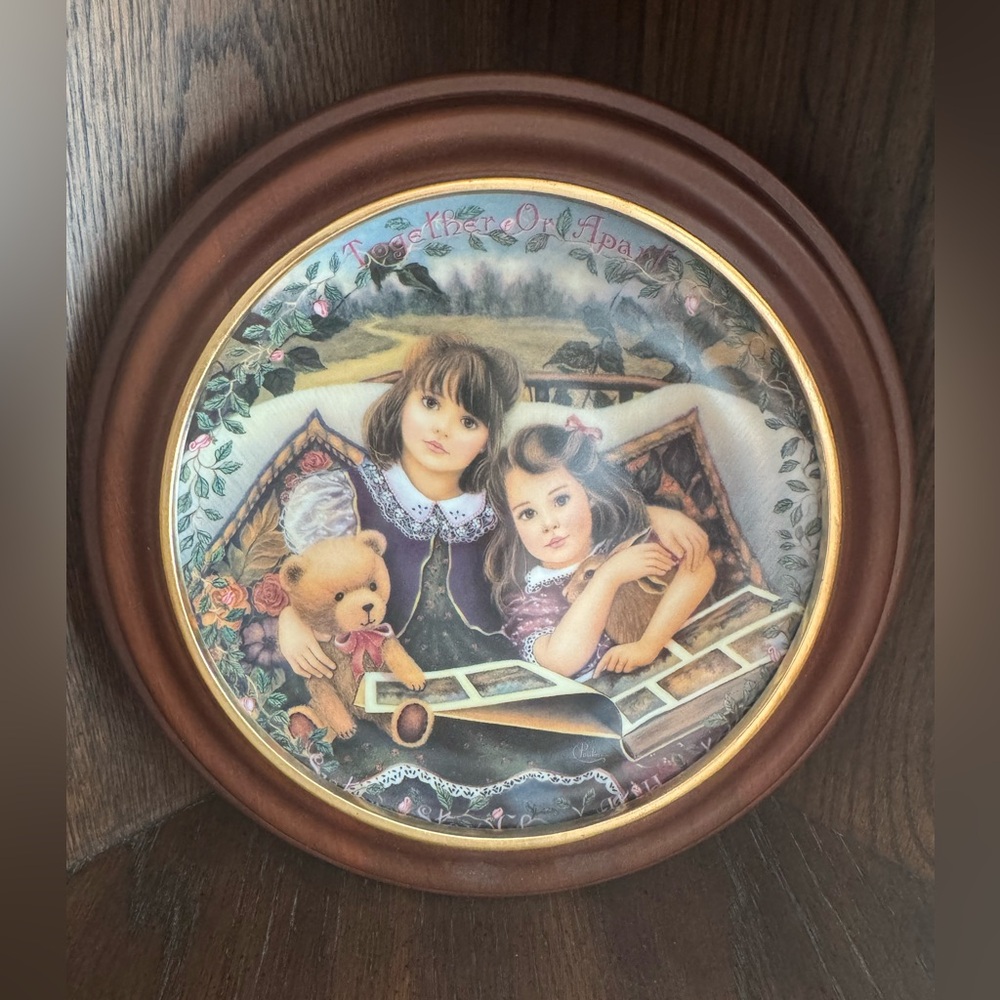 1995 Limited Edition The Bradford Exchange "Close at Heart" Plate and Frame
